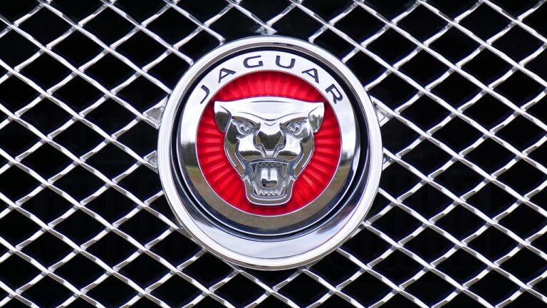 The Future of Automotive Retail: Personalized Online Experiences